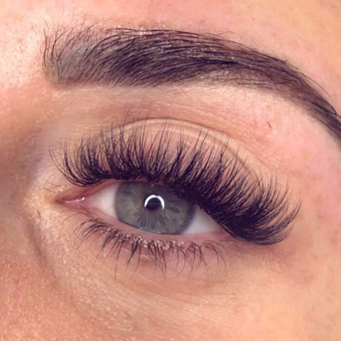 SVS Volume Before and After Lash Extensions